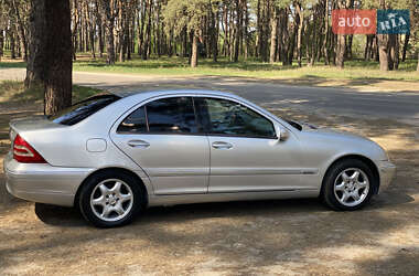Седан Mercedes-Benz C-Class 2002 в 