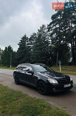 Mercedes-Benz C-Class 2010