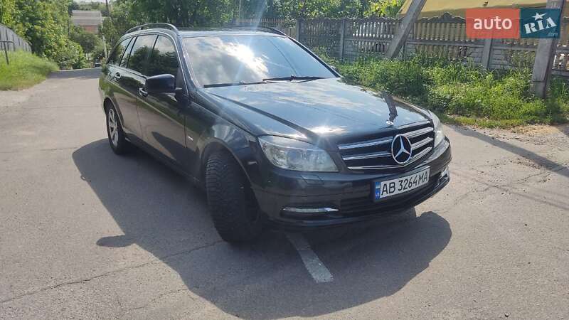 Універсал Mercedes-Benz C-Class 2010 в Вінниці