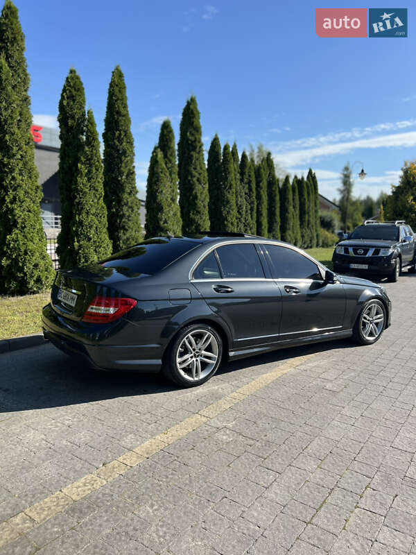 Седан Mercedes-Benz C-Class 2013 в Львове фото 13 Седан Mercedes-Benz C-Class 2013 в Львове