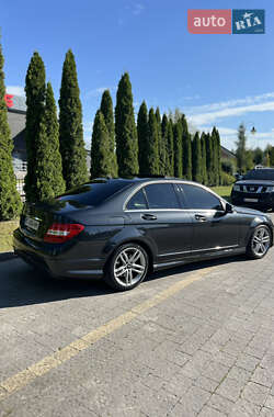 Седан Mercedes-Benz C-Class 2013 в 