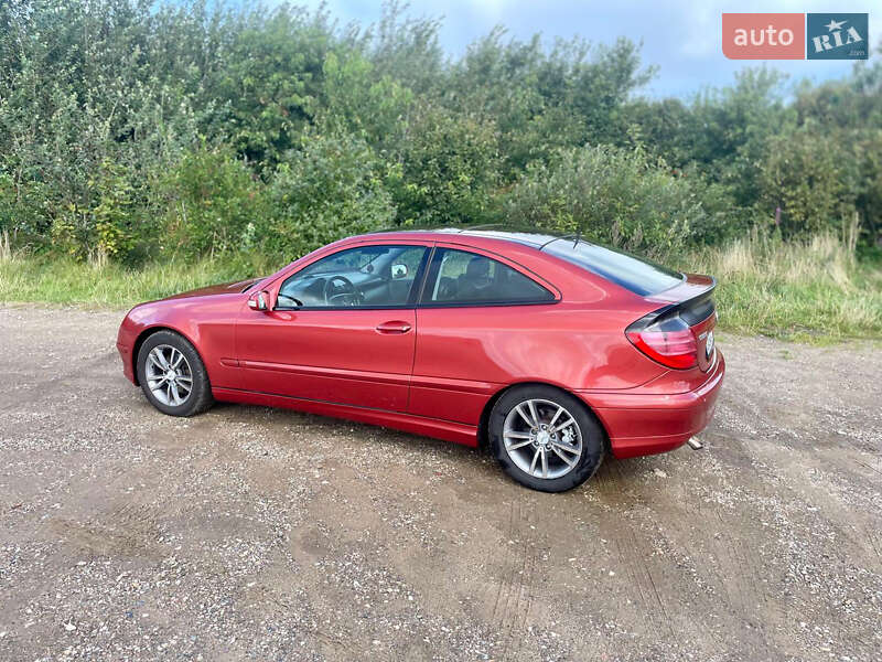 Купе Mercedes-Benz C-Class 2002 в Черкасах фото 8 Купе Mercedes-Benz C-Class 2002 в Черкасах