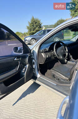 Универсал Mercedes-Benz C-Class 2003 в 