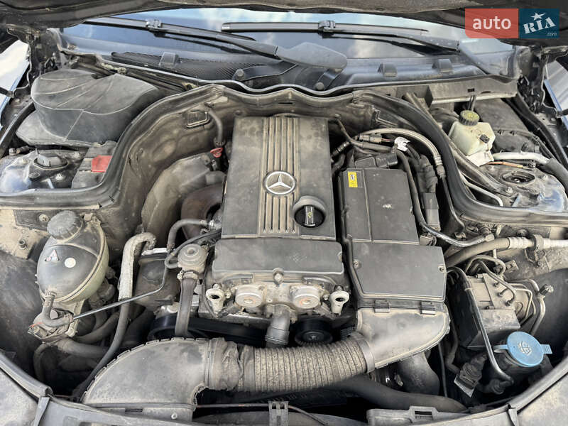 Седан Mercedes-Benz C-Class 2007 в Киеве