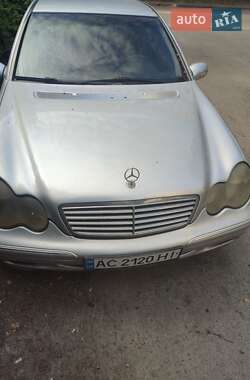 Седан Mercedes-Benz C-Class 2001 в Ровно