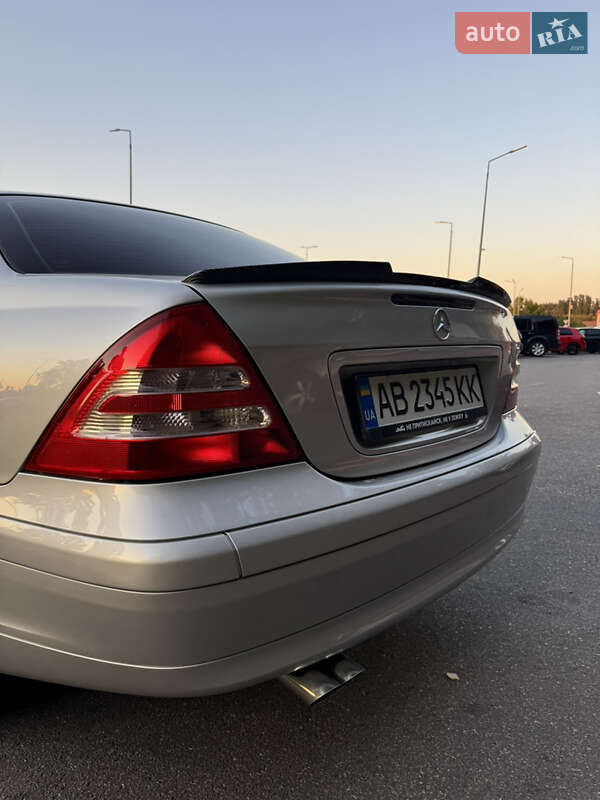 Седан Mercedes-Benz C-Class 2001 в Вінниці