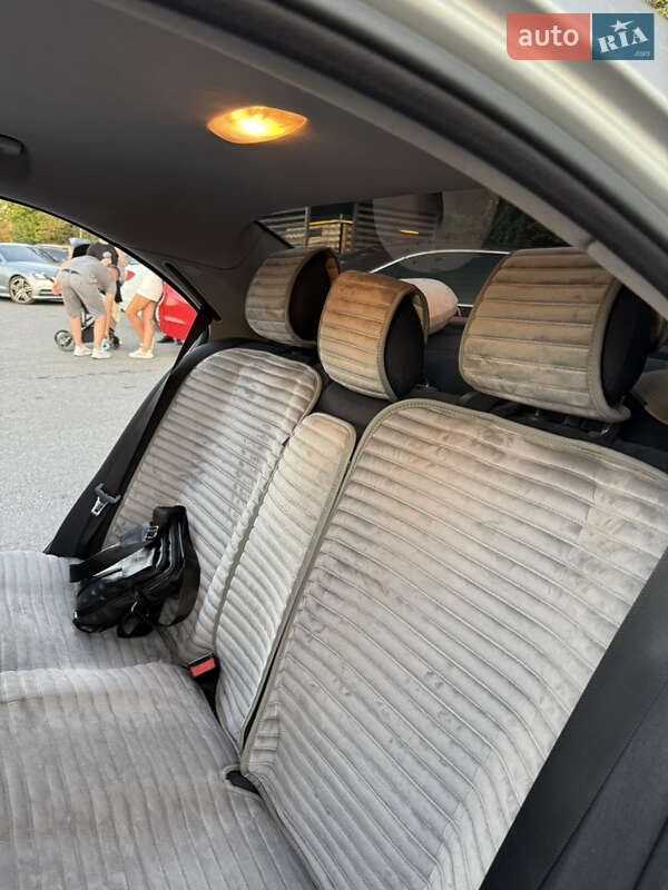 Седан Mercedes-Benz C-Class 2001 в Вінниці
