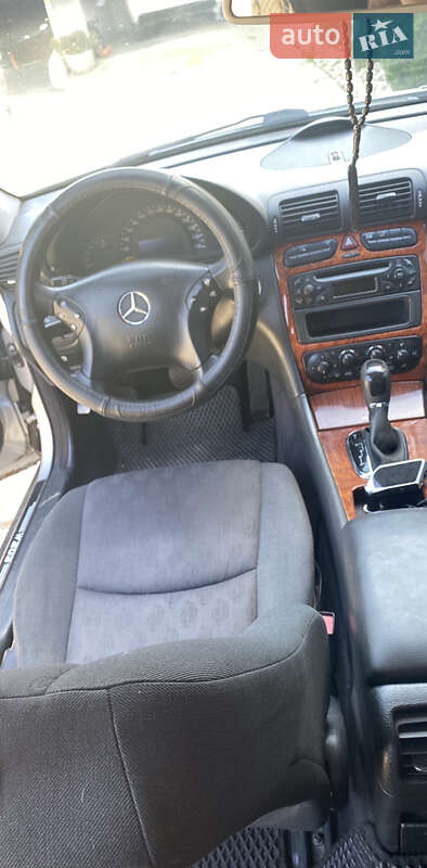 Седан Mercedes-Benz C-Class 2002 в Тячеве