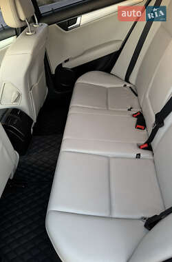 Седан Mercedes-Benz C-Class 2012 в 