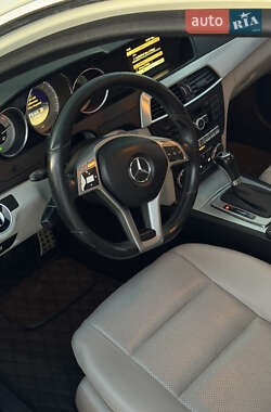 Седан Mercedes-Benz C-Class 2012 в 