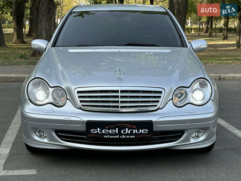 Седан Mercedes-Benz C-Class 2007 в Николаеве фото 2 Седан Mercedes-Benz C-Class 2007 в Николаеве