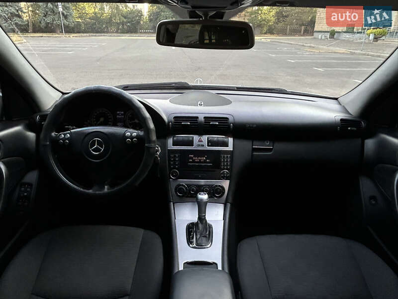 Седан Mercedes-Benz C-Class 2007 в Николаеве фото 8 Седан Mercedes-Benz C-Class 2007 в Николаеве