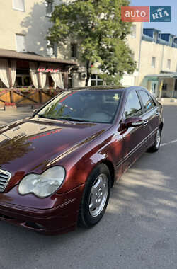Седан Mercedes-Benz C-Class 2000 в 