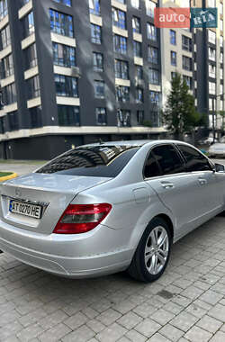 Седан Mercedes-Benz C-Class 2010 в 
