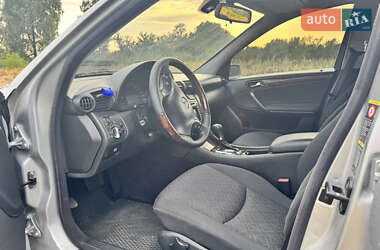 Седан Mercedes-Benz C-Class 2002 в 