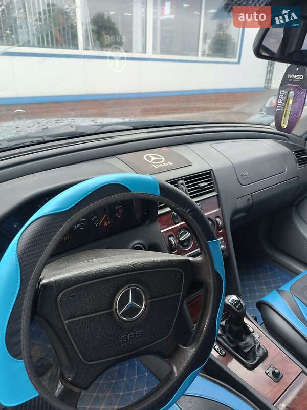 Универсал Mercedes-Benz C-Class 2000 в Бучаче