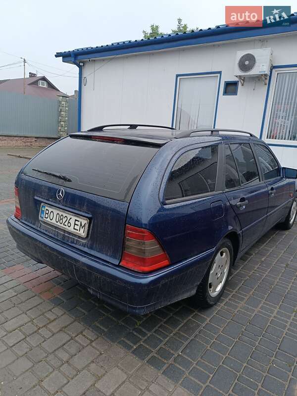 Универсал Mercedes-Benz C-Class 2000 в Бучаче