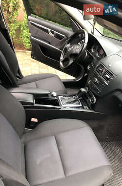 Универсал Mercedes-Benz C-Class 2008 в 