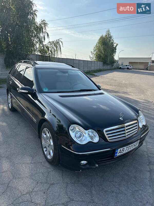 Mercedes-Benz C-Class 2006