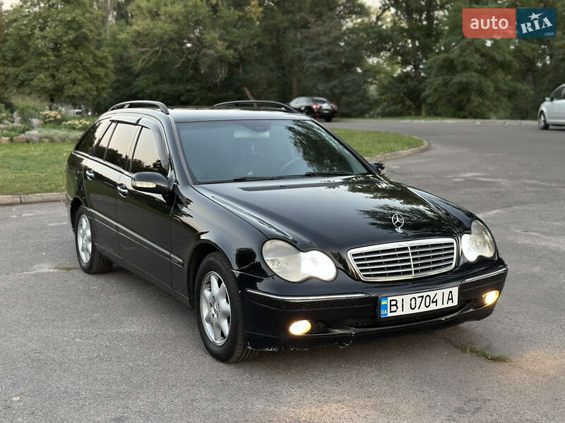 Універсал Mercedes-Benz C-Class 2004 в Горішніх Плавнях фото 6 Універсал Mercedes-Benz C-Class 2004 в Горішніх Плавнях