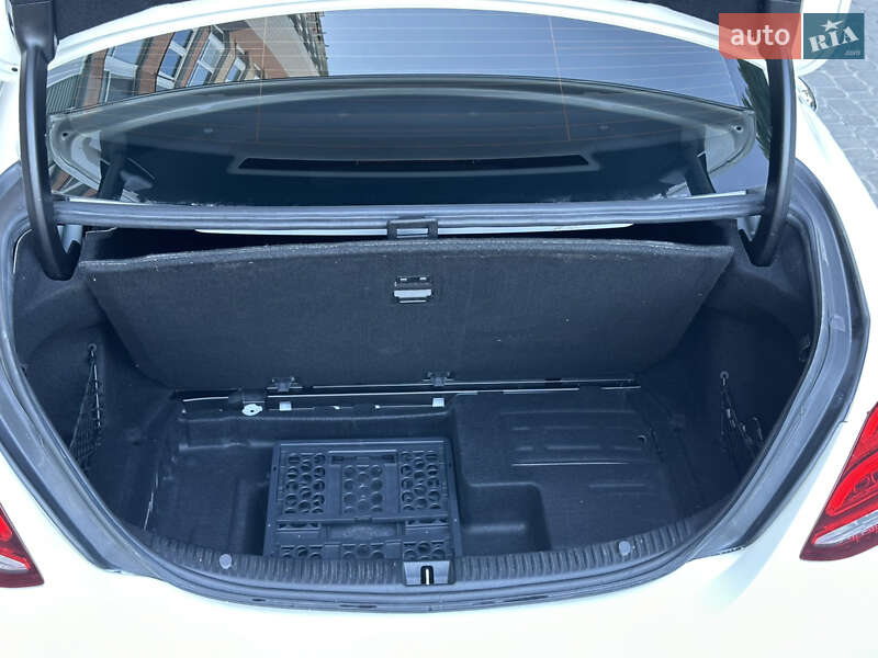 Седан Mercedes-Benz C-Class 2015 в Виннице