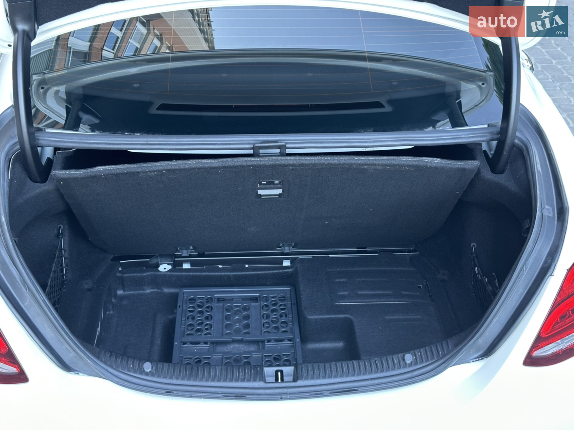 2015 Mercedes-Benz C-klasse - мініатюра 30