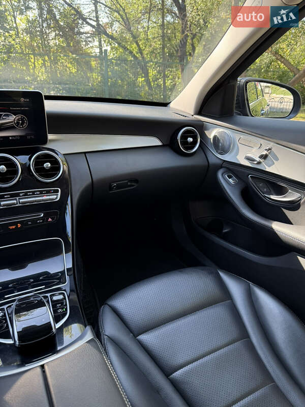 Седан Mercedes-Benz C-Class 2015 в Харькове фото 25 Седан Mercedes-Benz C-Class 2015 в Харькове