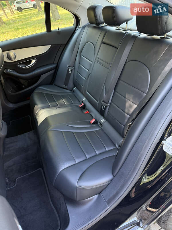 Седан Mercedes-Benz C-Class 2015 в Харькове фото 38 Седан Mercedes-Benz C-Class 2015 в Харькове