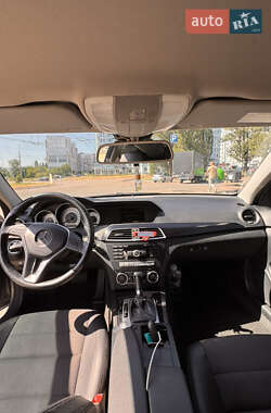 Купе Mercedes-Benz C-Class 2011 в 