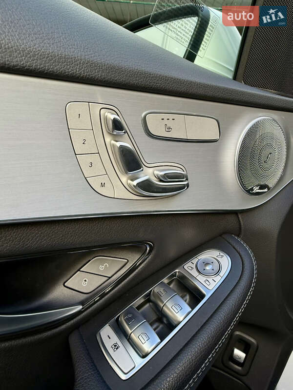 Седан Mercedes-Benz C-Class 2021 в Киеве