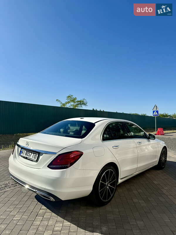 Седан Mercedes-Benz C-Class 2021 в Киеве
