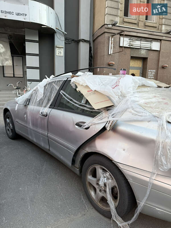 Седан Mercedes-Benz C-Class 2003 в Киеве фото 7 Седан Mercedes-Benz C-Class 2003 в Киеве