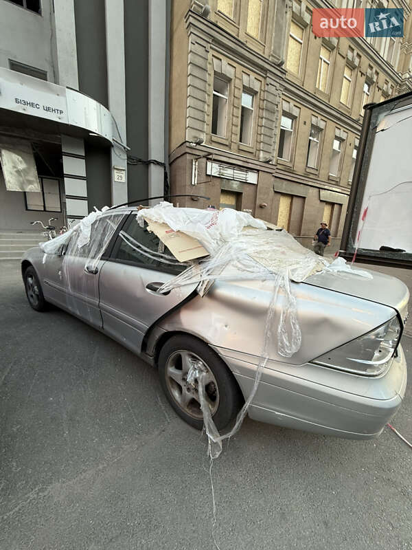 Седан Mercedes-Benz C-Class 2003 в Киеве фото 15 Седан Mercedes-Benz C-Class 2003 в Киеве