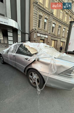Седан Mercedes-Benz C-Class 2003 в 