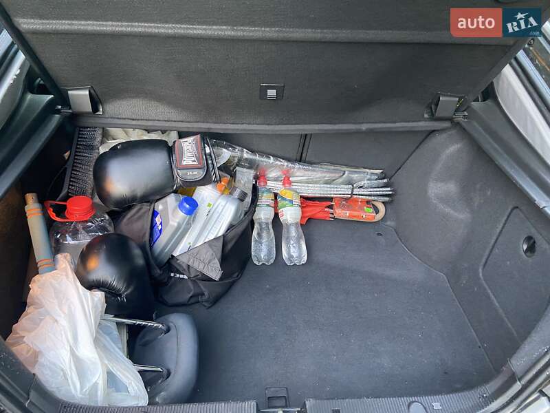 Купе Mercedes-Benz C-Class 2001 в Киеве фото 12 Купе Mercedes-Benz C-Class 2001 в Киеве