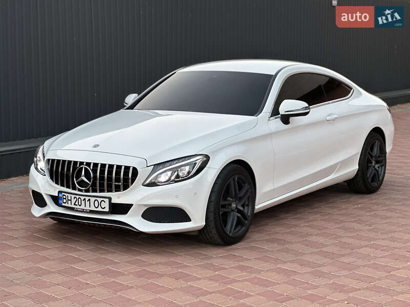 Купе Mercedes-Benz C-Class 2017 в 
