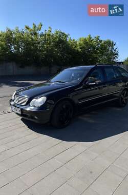 Универсал Mercedes-Benz C-Class 2002 в 