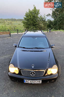 Універсал Mercedes-Benz C-Class 2002 в Луцьку