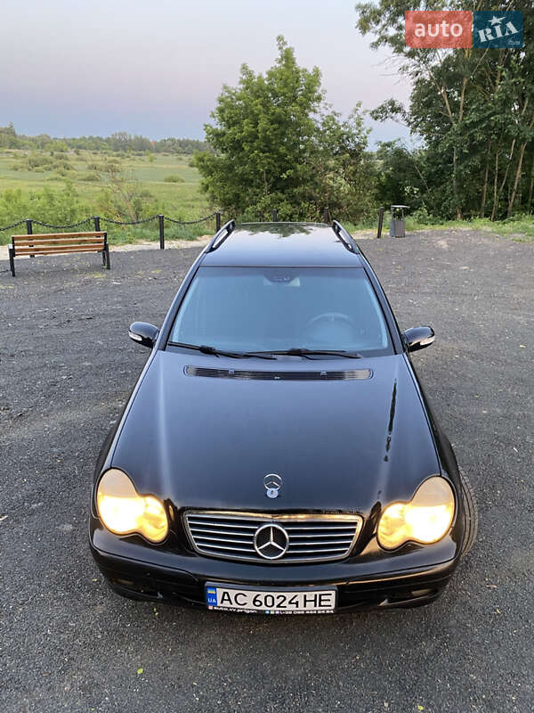 Универсал Mercedes-Benz C-Class 2002 в 