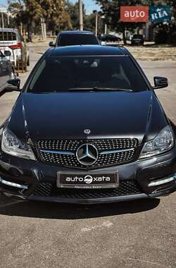 Mercedes-Benz C-Class 2011 Mercedes-Benz C-Class 2011