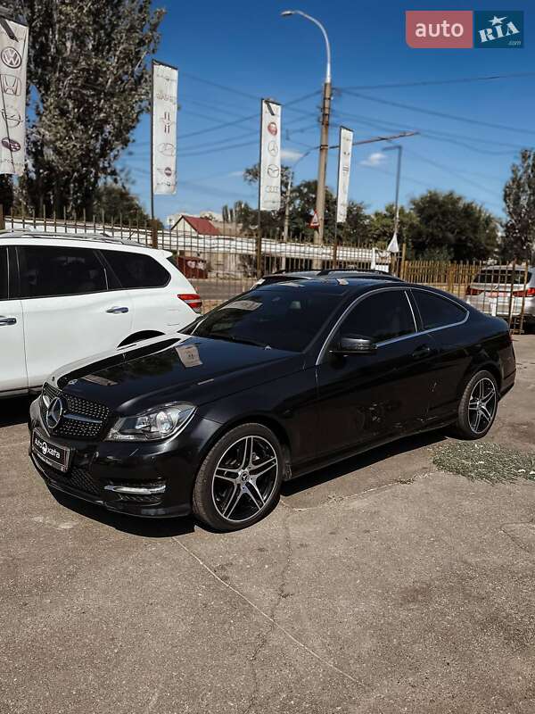 Купе Mercedes-Benz C-Class 2011 в Николаеве