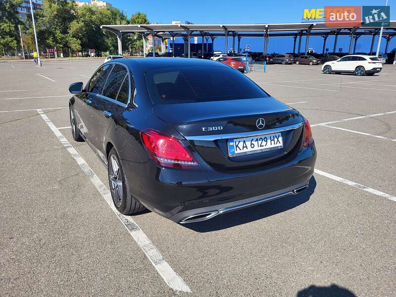 Седан Mercedes-Benz C-Class 2018 в Киеве