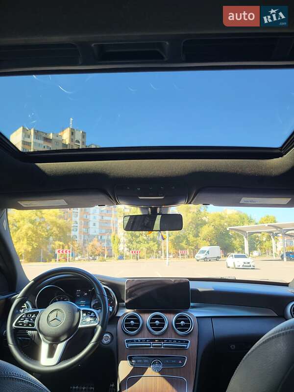 Седан Mercedes-Benz C-Class 2018 в Киеве