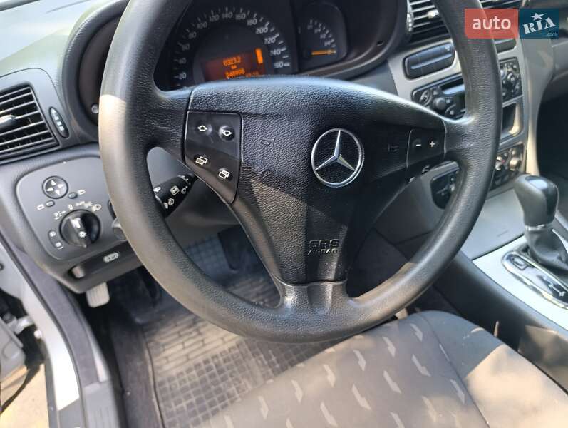 Купе Mercedes-Benz C-Class 2003 в Славянске