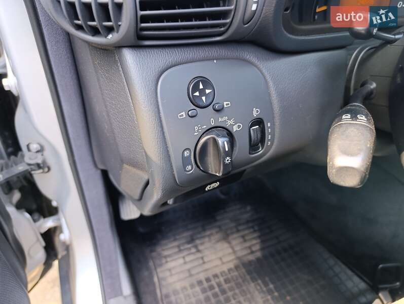 Купе Mercedes-Benz C-Class 2003 в Славянске