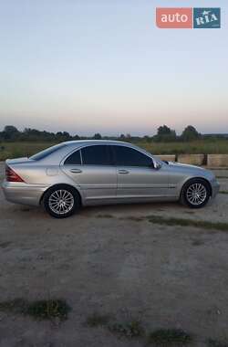 Седан Mercedes-Benz C-Class 2001 в 