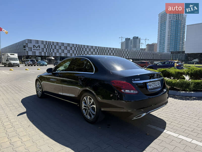 Седан Mercedes-Benz C-Class 2017 в Одесі
