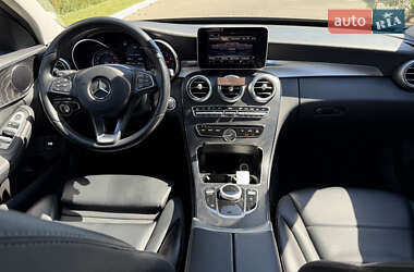 Седан Mercedes-Benz C-Class 2017 в 