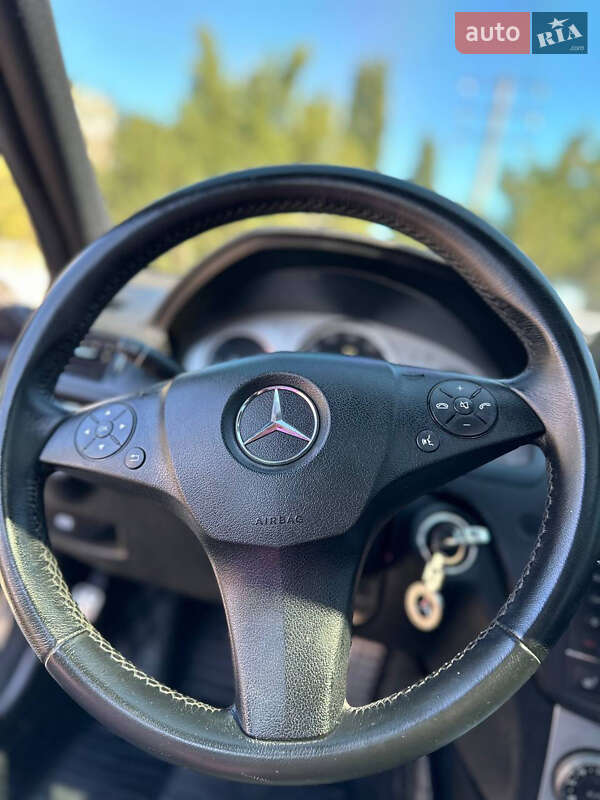 Седан Mercedes-Benz C-Class 2007 в Одессе