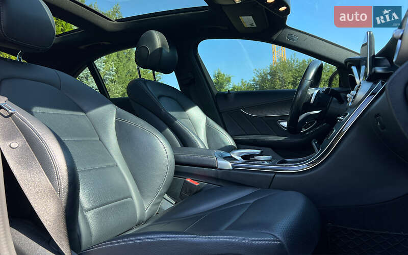 Седан Mercedes-Benz C-Class 2016 в Львове